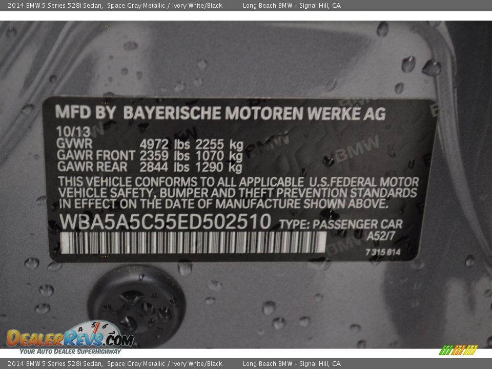 2014 BMW 5 Series 528i Sedan Space Gray Metallic / Ivory White/Black Photo #11