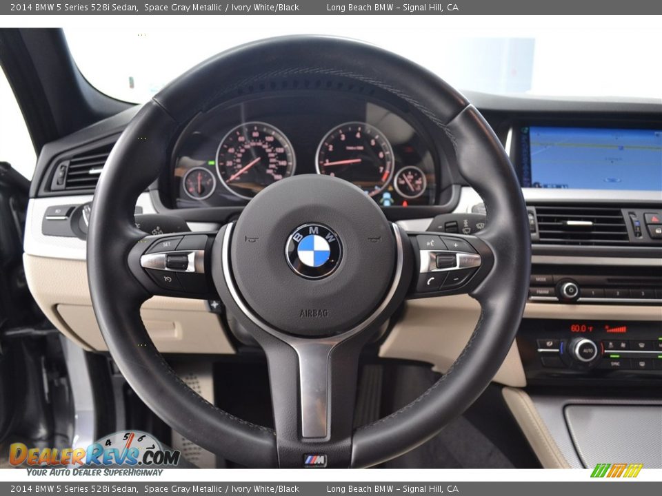 2014 BMW 5 Series 528i Sedan Space Gray Metallic / Ivory White/Black Photo #30