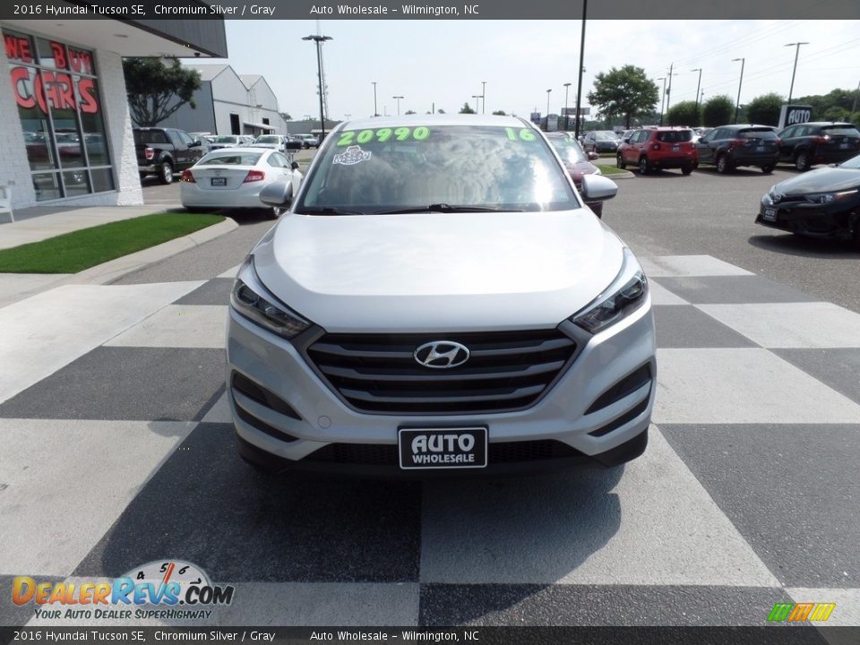 2016 Hyundai Tucson SE Chromium Silver / Gray Photo #2