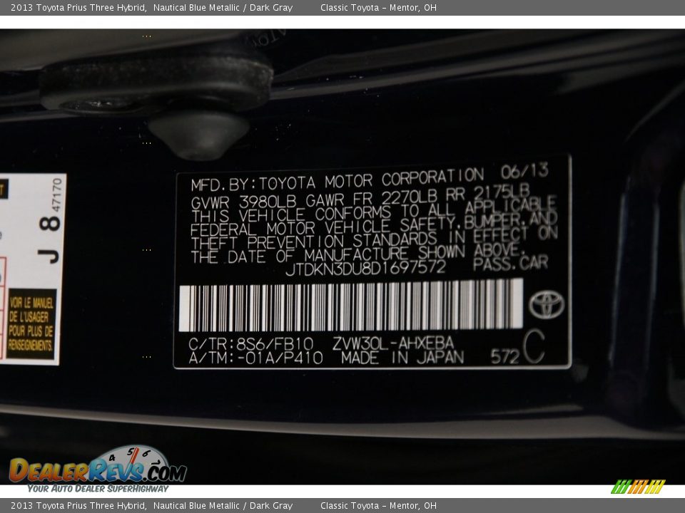 2013 Toyota Prius Three Hybrid Nautical Blue Metallic / Dark Gray Photo #21