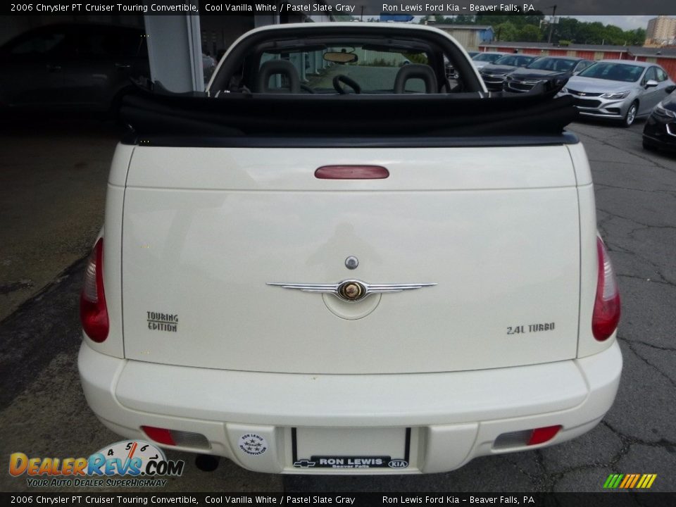 2006 Chrysler PT Cruiser Touring Convertible Cool Vanilla White / Pastel Slate Gray Photo #4