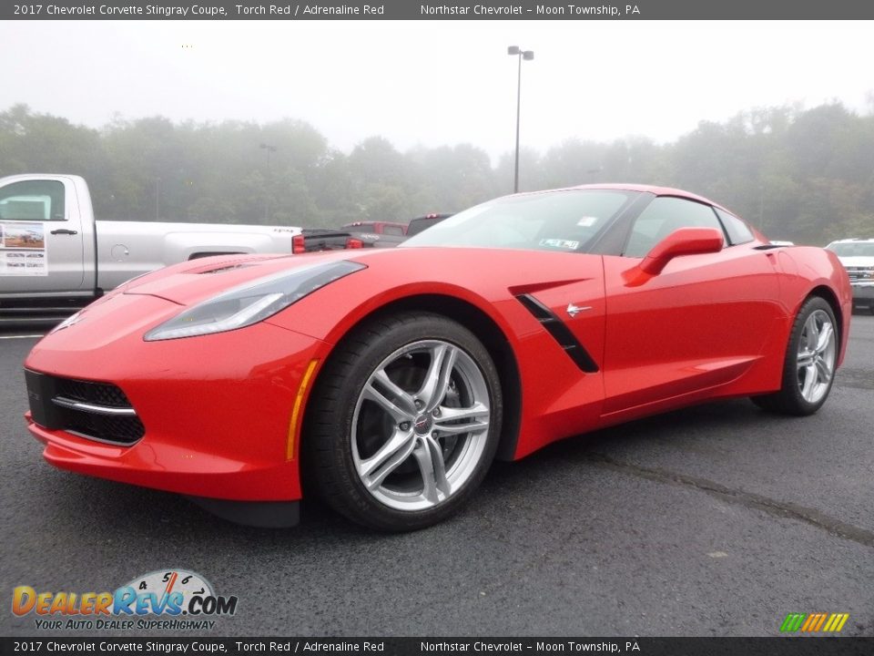 Front 3/4 View of 2017 Chevrolet Corvette Stingray Coupe Photo #1