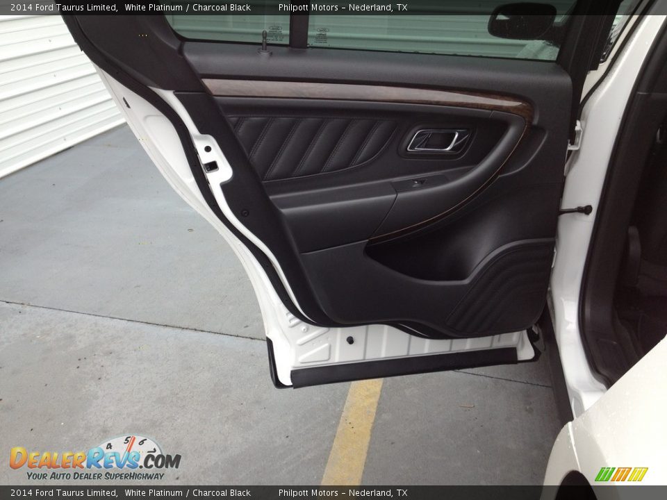 2014 Ford Taurus Limited White Platinum / Charcoal Black Photo #22