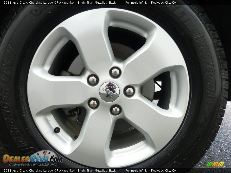 2011 Jeep Grand Cherokee Laredo X Package 4x4 Bright Silver Metallic / Black Photo #23