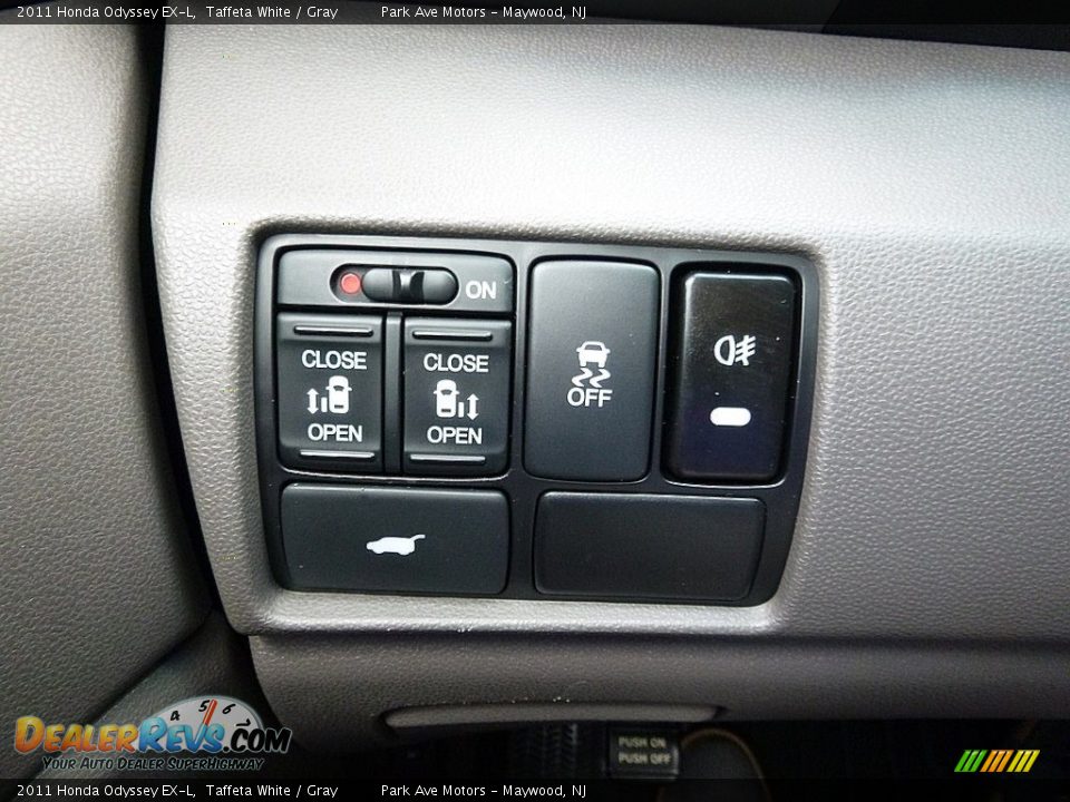 2011 Honda Odyssey EX-L Taffeta White / Gray Photo #28