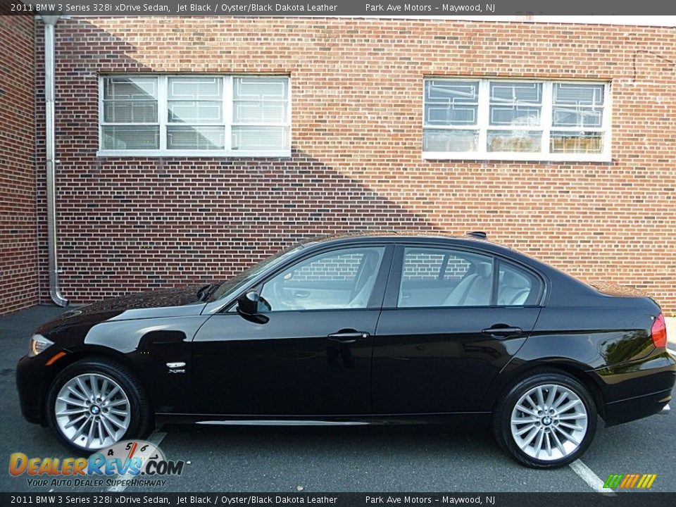 2011 BMW 3 Series 328i xDrive Sedan Jet Black / Oyster/Black Dakota Leather Photo #2