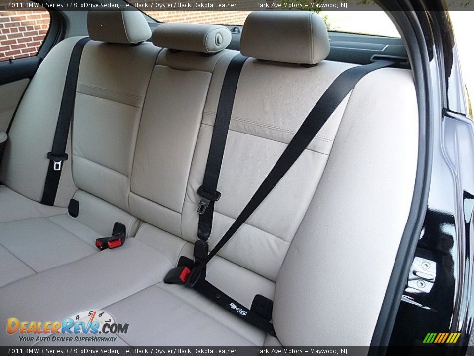 2011 BMW 3 Series 328i xDrive Sedan Jet Black / Oyster/Black Dakota Leather Photo #14