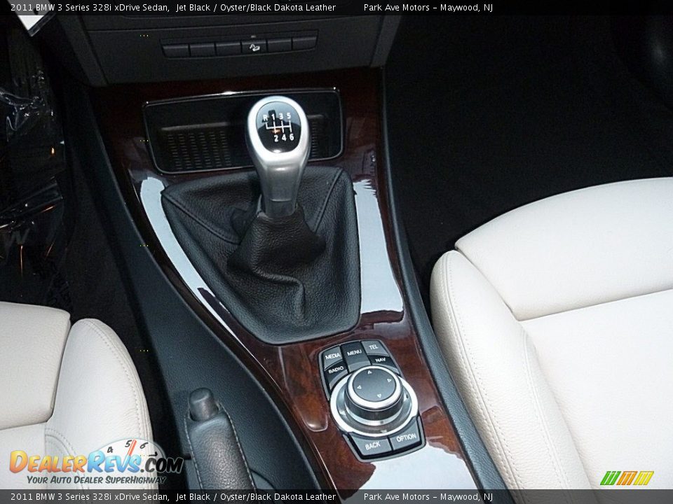 2011 BMW 3 Series 328i xDrive Sedan Jet Black / Oyster/Black Dakota Leather Photo #29