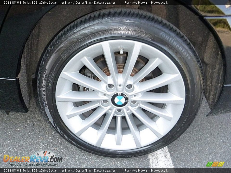 2011 BMW 3 Series 328i xDrive Sedan Jet Black / Oyster/Black Dakota Leather Photo #31