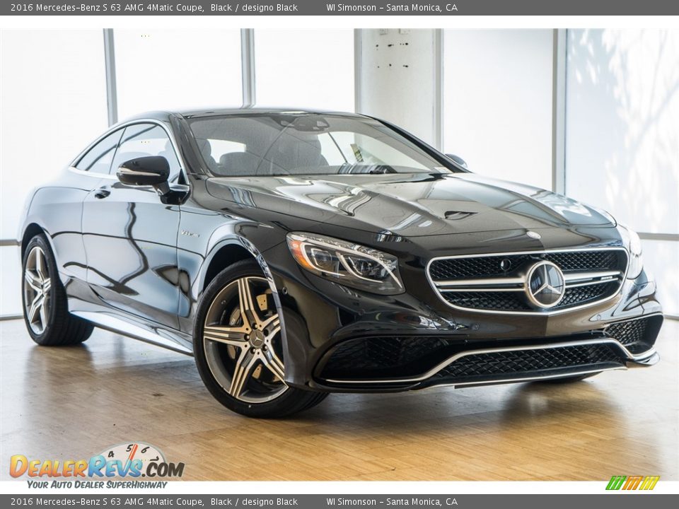 Front 3/4 View of 2016 Mercedes-Benz S 63 AMG 4Matic Coupe Photo #12