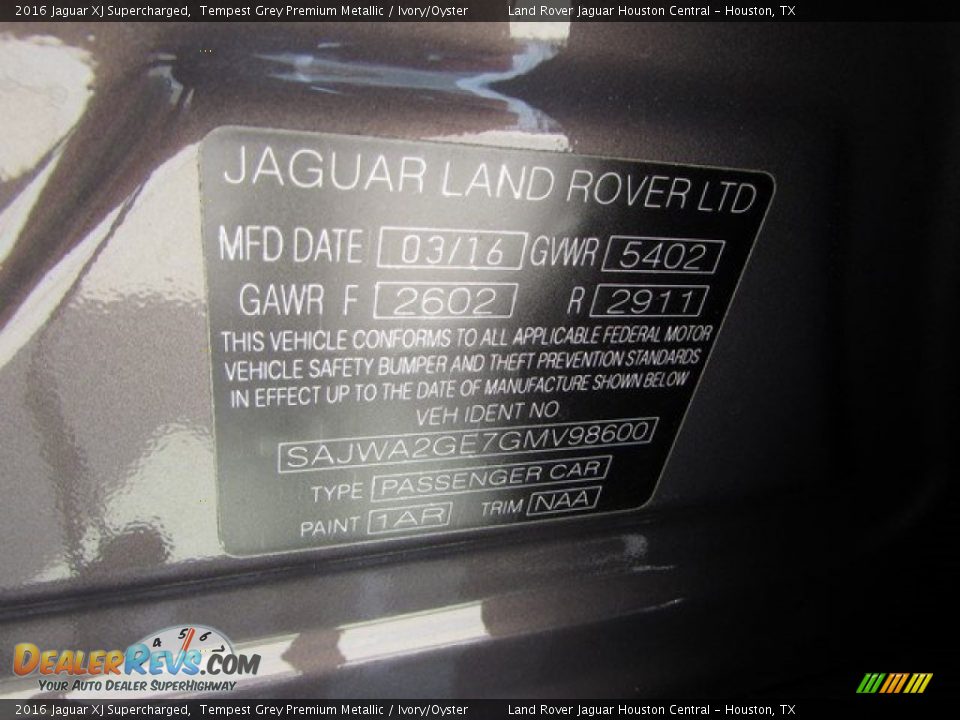 2016 Jaguar XJ Supercharged Tempest Grey Premium Metallic / Ivory/Oyster Photo #19