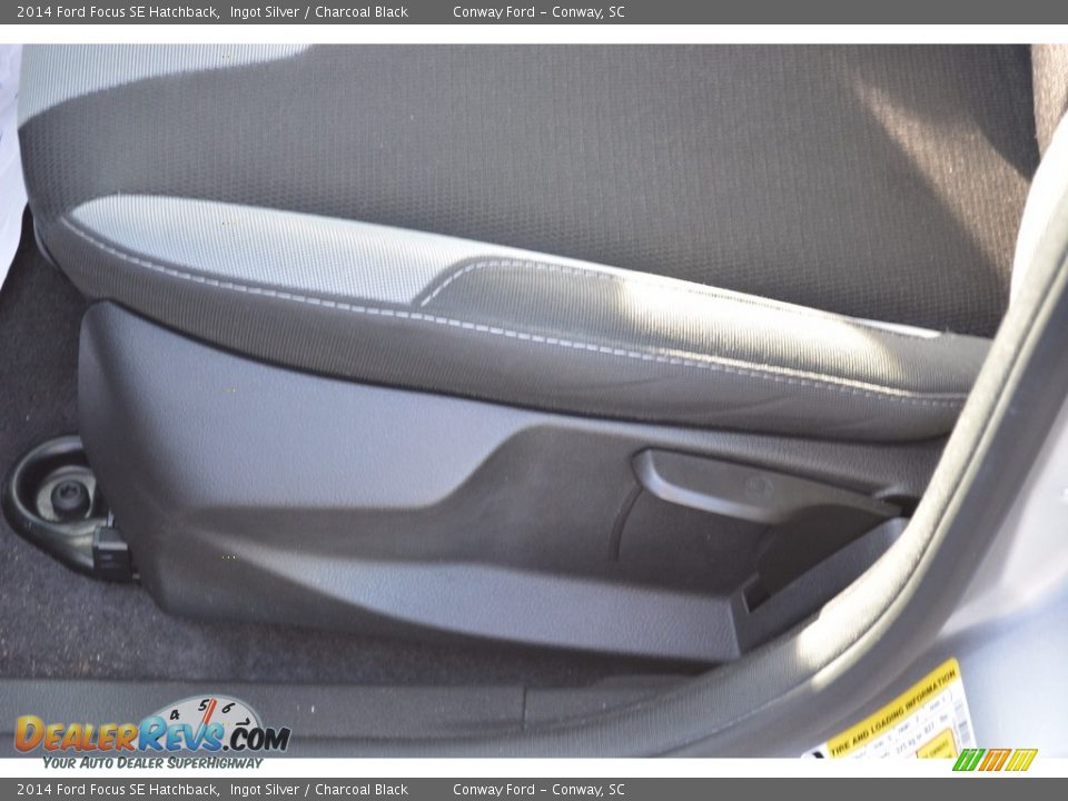 2014 Ford Focus SE Hatchback Ingot Silver / Charcoal Black Photo #19