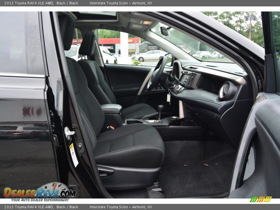 2013 Toyota RAV4 XLE AWD Black / Black Photo #25