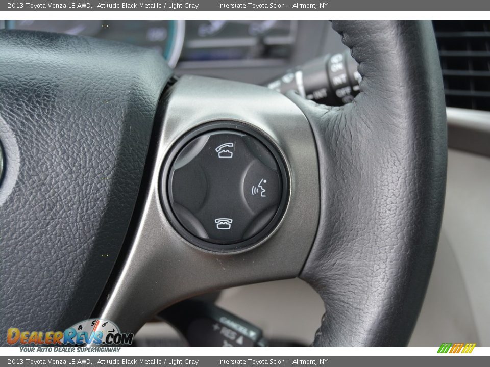 2013 Toyota Venza LE AWD Attitude Black Metallic / Light Gray Photo #16