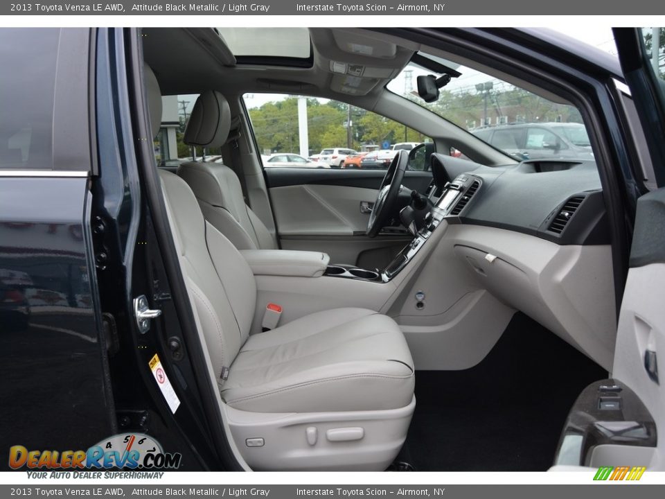2013 Toyota Venza LE AWD Attitude Black Metallic / Light Gray Photo #24