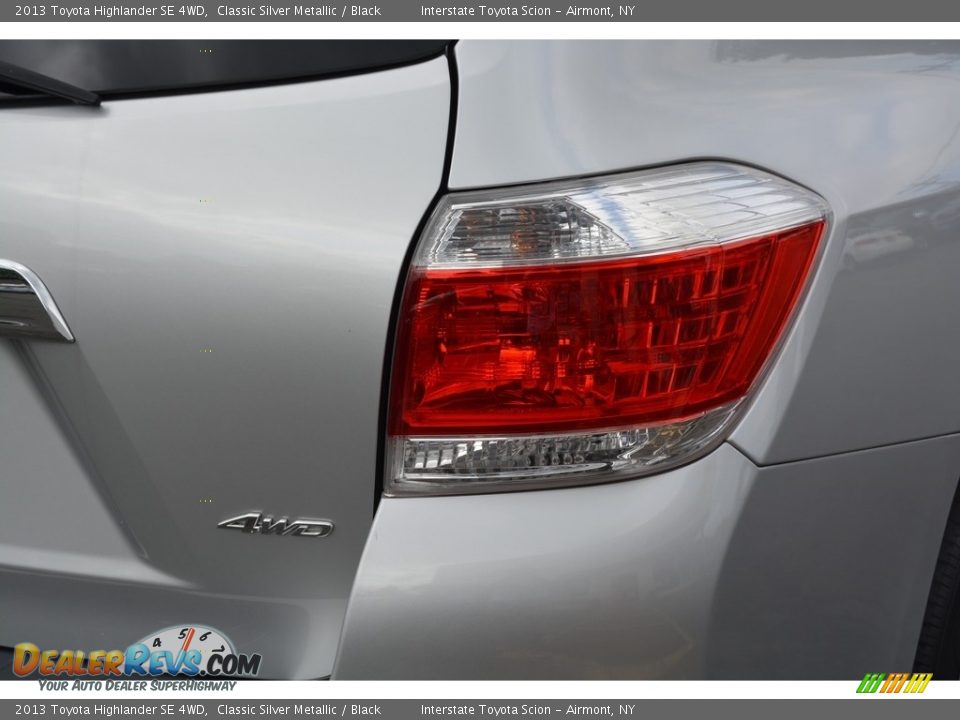 2013 Toyota Highlander SE 4WD Classic Silver Metallic / Black Photo #21