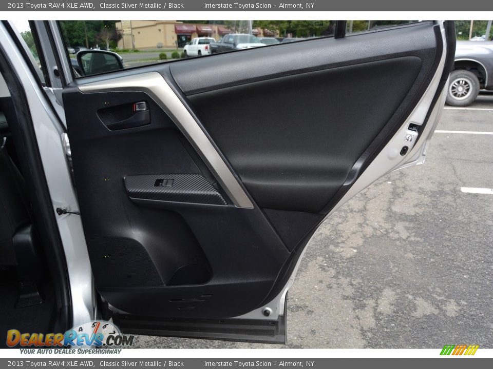 2013 Toyota RAV4 XLE AWD Classic Silver Metallic / Black Photo #22