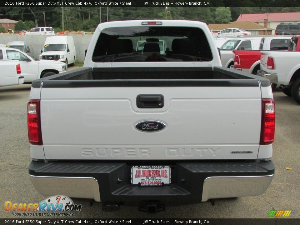 2016 Ford F250 Super Duty XLT Crew Cab 4x4 Oxford White / Steel Photo #8