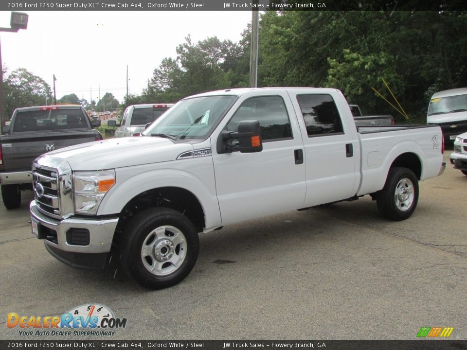 2016 Ford F250 Super Duty XLT Crew Cab 4x4 Oxford White / Steel Photo #12