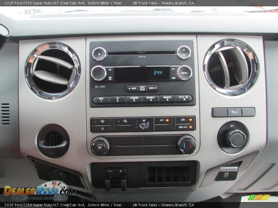 2016 Ford F250 Super Duty XLT Crew Cab 4x4 Oxford White / Steel Photo #25