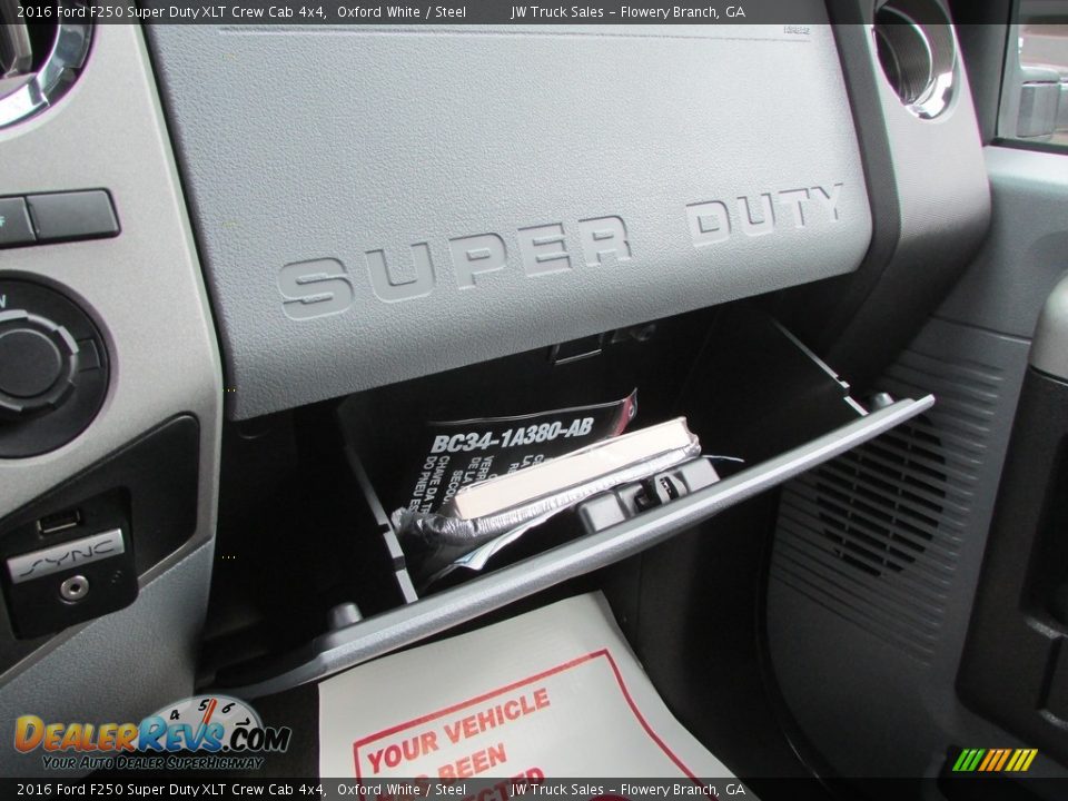 2016 Ford F250 Super Duty XLT Crew Cab 4x4 Oxford White / Steel Photo #28