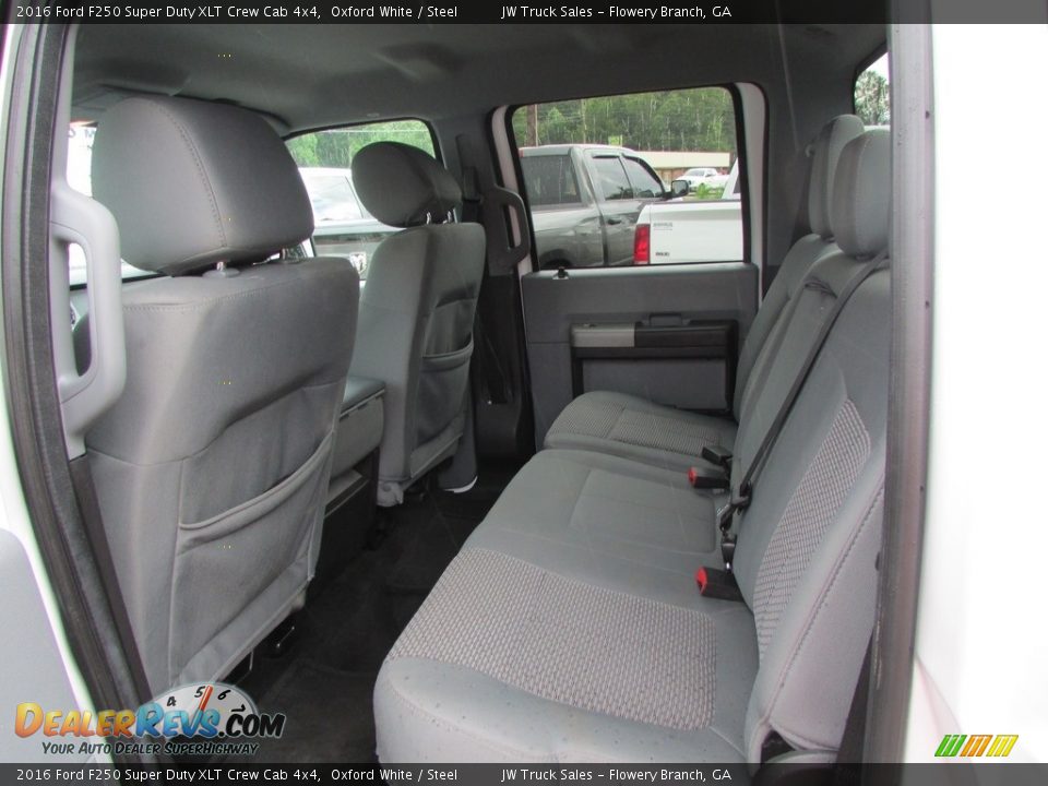 2016 Ford F250 Super Duty XLT Crew Cab 4x4 Oxford White / Steel Photo #33