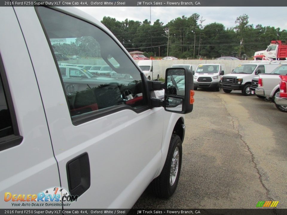 2016 Ford F250 Super Duty XLT Crew Cab 4x4 Oxford White / Steel Photo #34