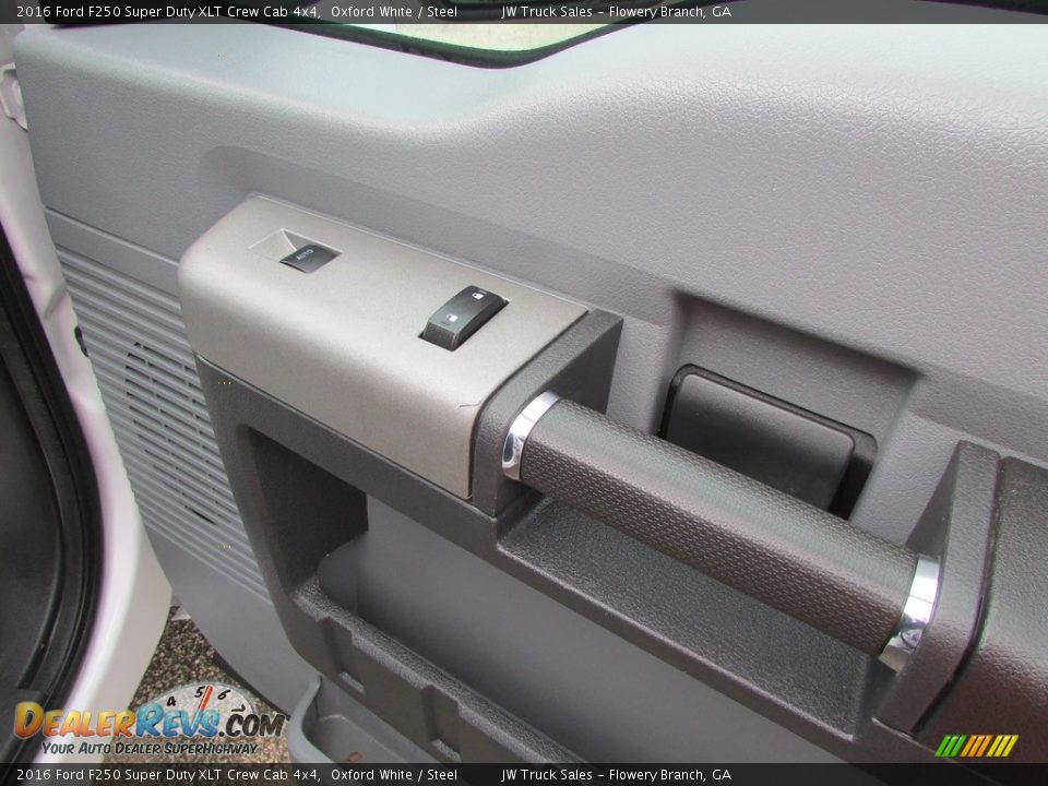 2016 Ford F250 Super Duty XLT Crew Cab 4x4 Oxford White / Steel Photo #36