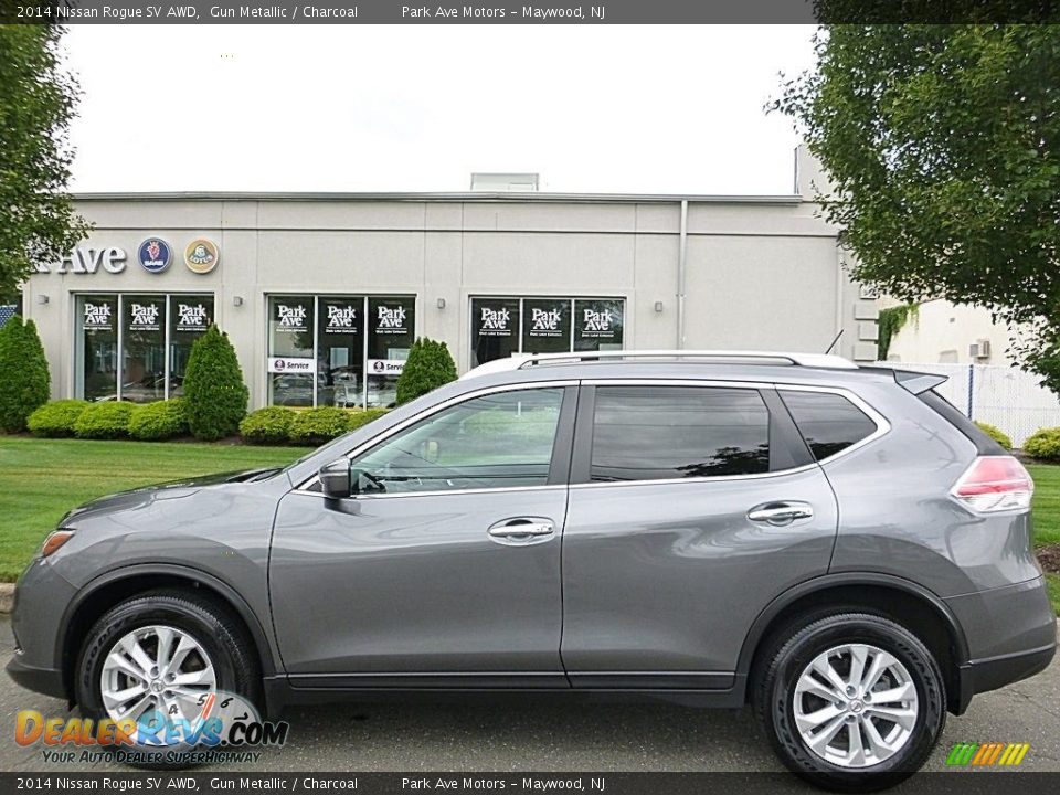 2014 Nissan Rogue SV AWD Gun Metallic / Charcoal Photo #2