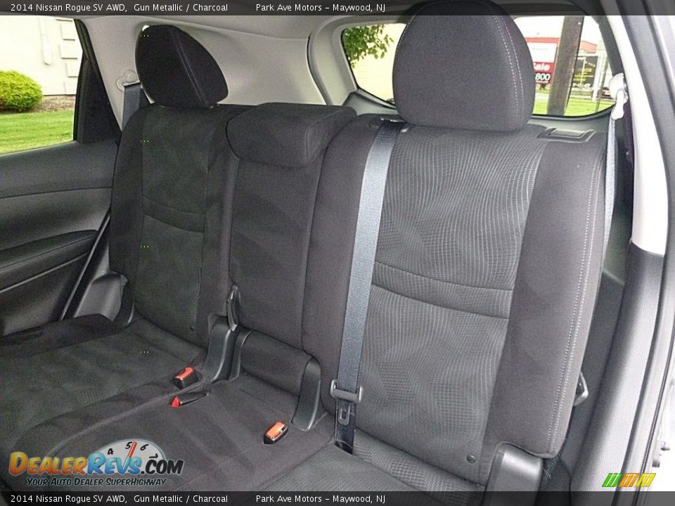 2014 Nissan Rogue SV AWD Gun Metallic / Charcoal Photo #14