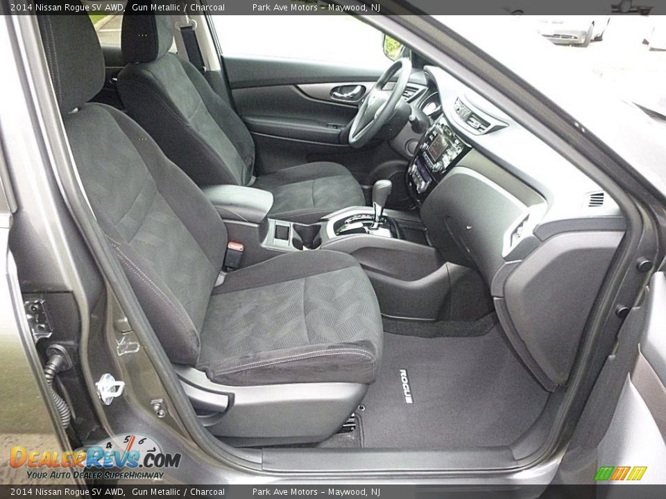 2014 Nissan Rogue SV AWD Gun Metallic / Charcoal Photo #18