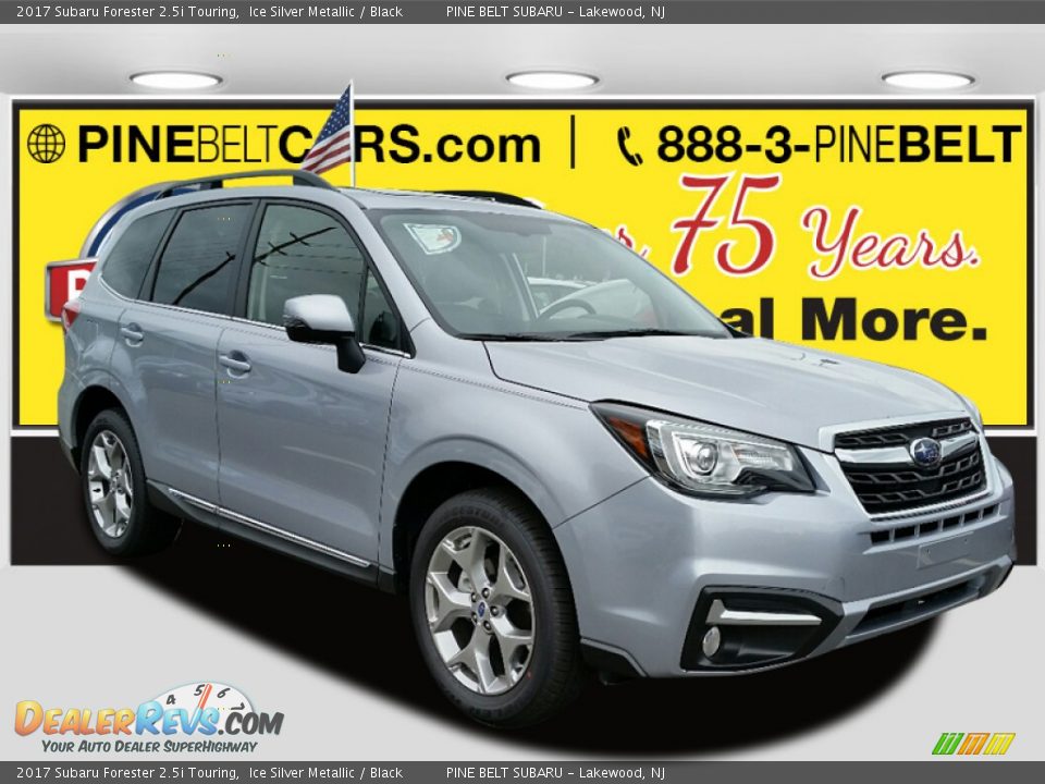 2017 Subaru Forester 2.5i Touring Ice Silver Metallic / Black Photo #1