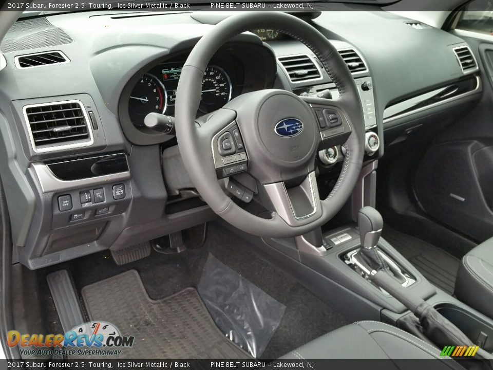 2017 Subaru Forester 2.5i Touring Ice Silver Metallic / Black Photo #8