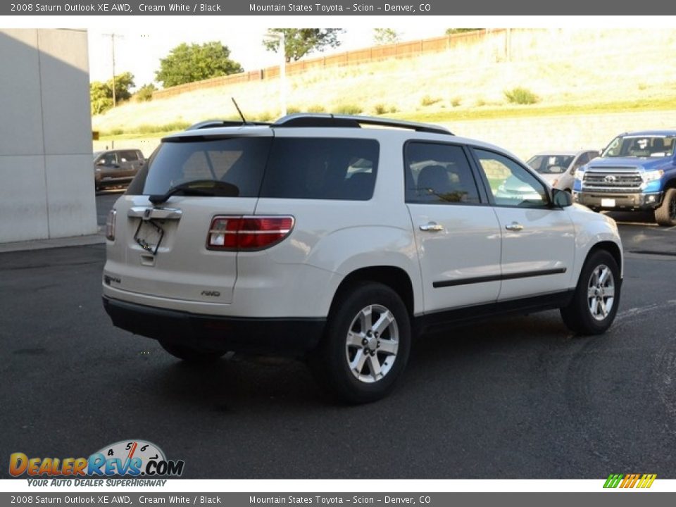 2008 Saturn Outlook XE AWD Cream White / Black Photo #2