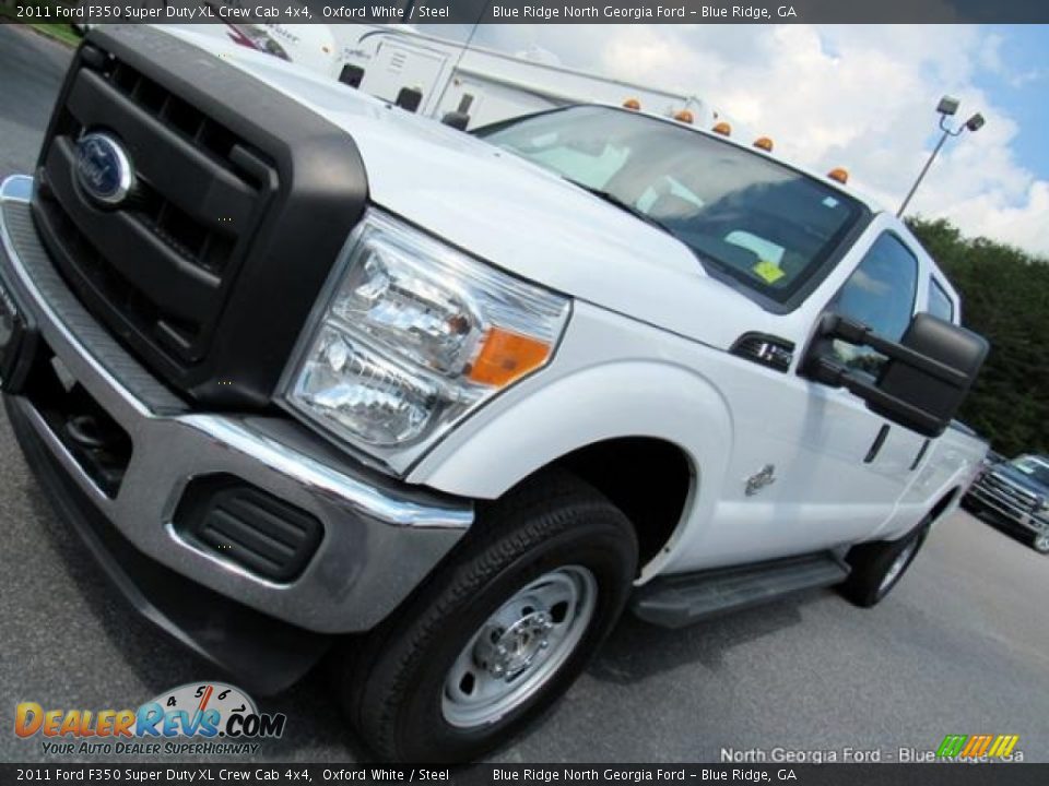 2011 Ford F350 Super Duty XL Crew Cab 4x4 Oxford White / Steel Photo #28