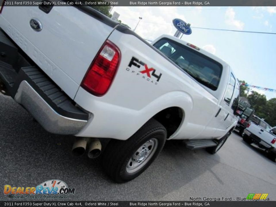 2011 Ford F350 Super Duty XL Crew Cab 4x4 Oxford White / Steel Photo #30