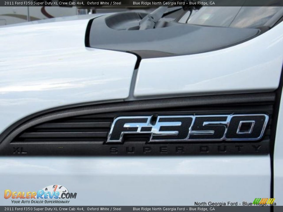 2011 Ford F350 Super Duty XL Crew Cab 4x4 Oxford White / Steel Photo #32