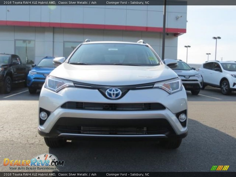 2016 Toyota RAV4 XLE Hybrid AWD Classic Silver Metallic / Ash Photo #2