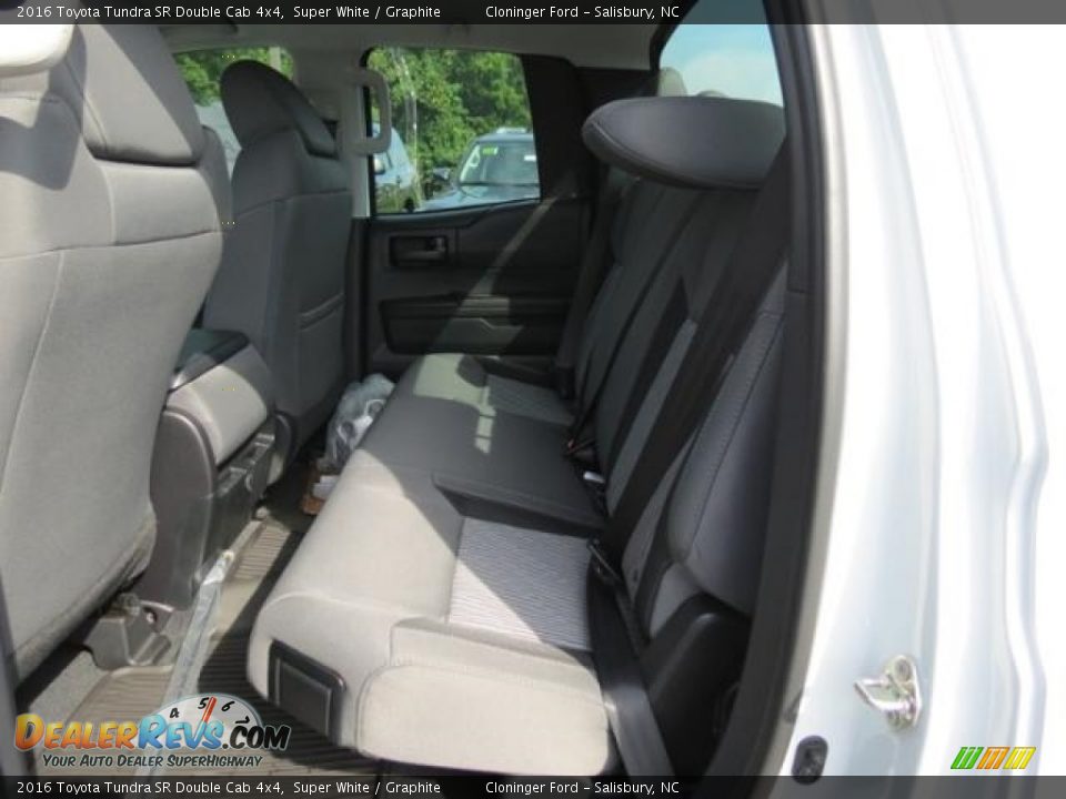 2016 Toyota Tundra SR Double Cab 4x4 Super White / Graphite Photo #6