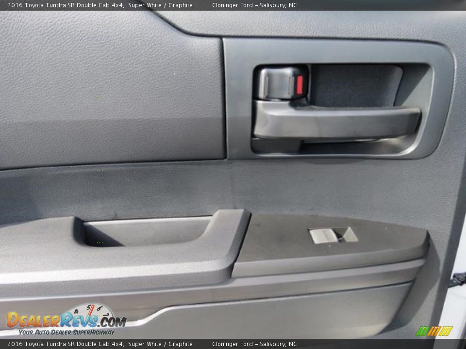 2016 Toyota Tundra SR Double Cab 4x4 Super White / Graphite Photo #7