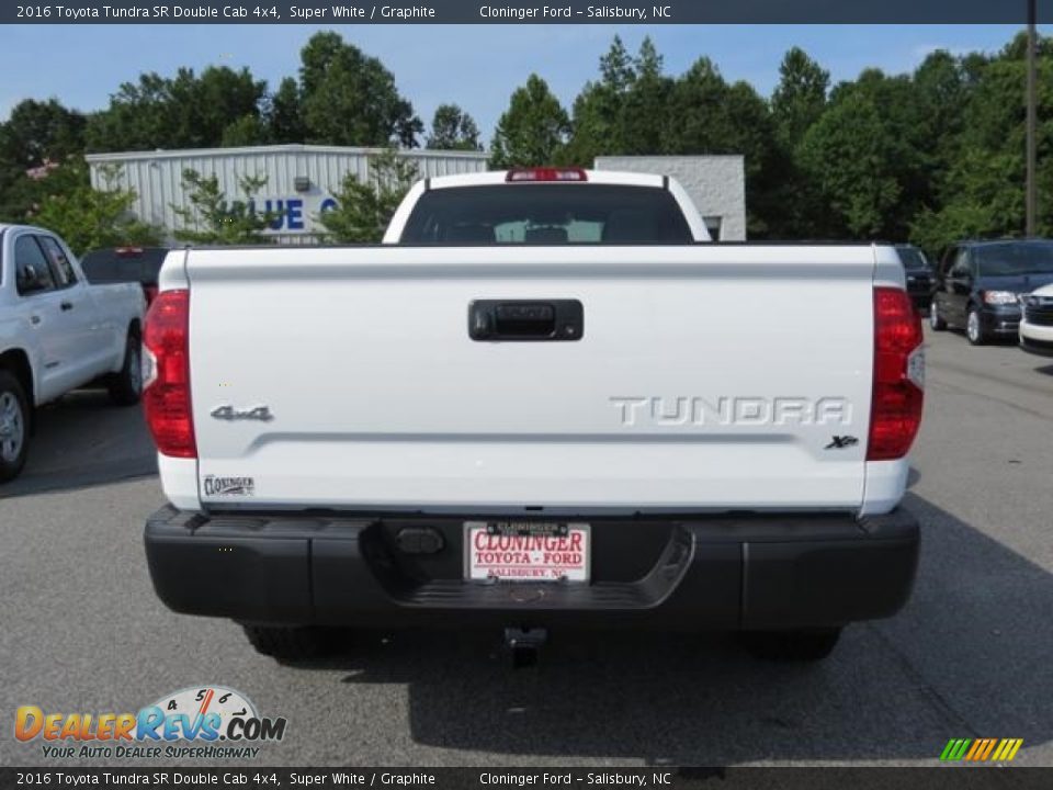 2016 Toyota Tundra SR Double Cab 4x4 Super White / Graphite Photo #25