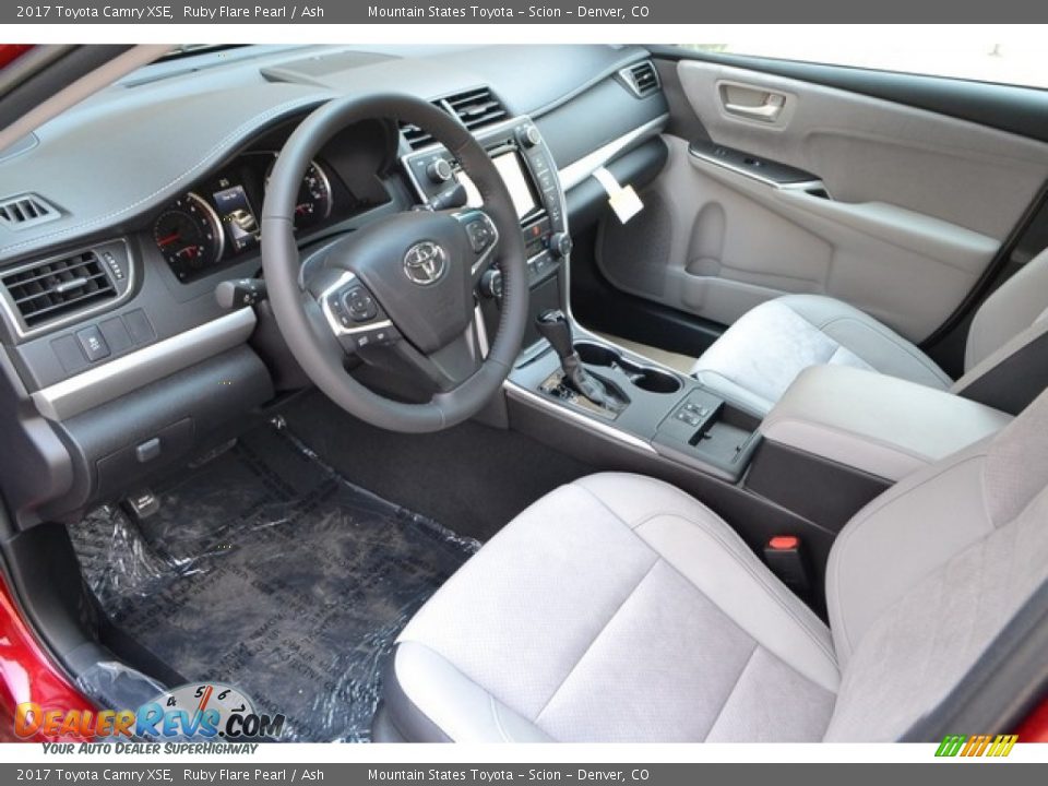 Ash Interior - 2017 Toyota Camry XSE Photo #5