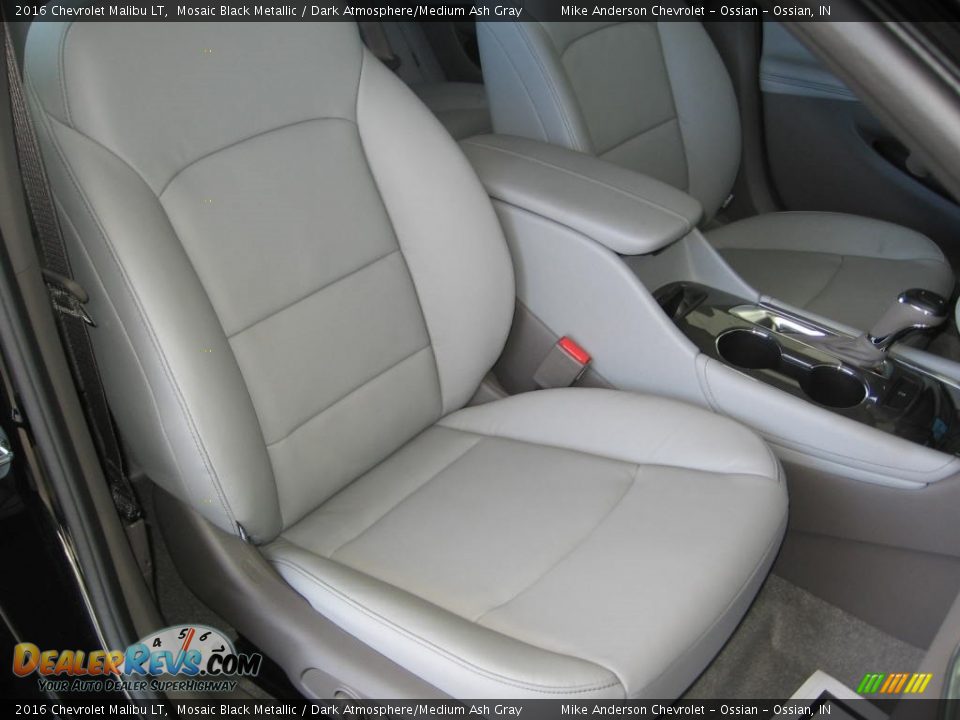 2016 Chevrolet Malibu LT Mosaic Black Metallic / Dark Atmosphere/Medium Ash Gray Photo #10