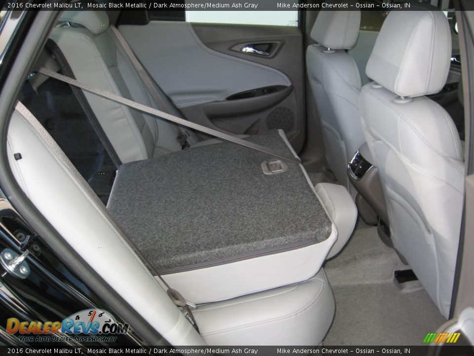 2016 Chevrolet Malibu LT Mosaic Black Metallic / Dark Atmosphere/Medium Ash Gray Photo #15