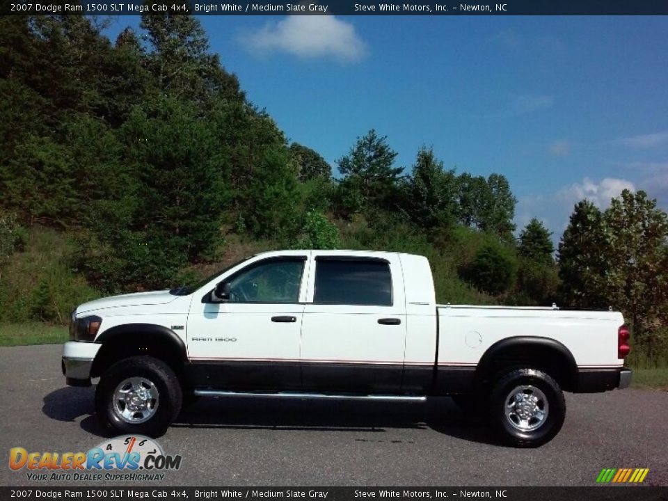 2007 Dodge Ram 1500 SLT Mega Cab 4x4 Bright White / Medium Slate Gray Photo #1
