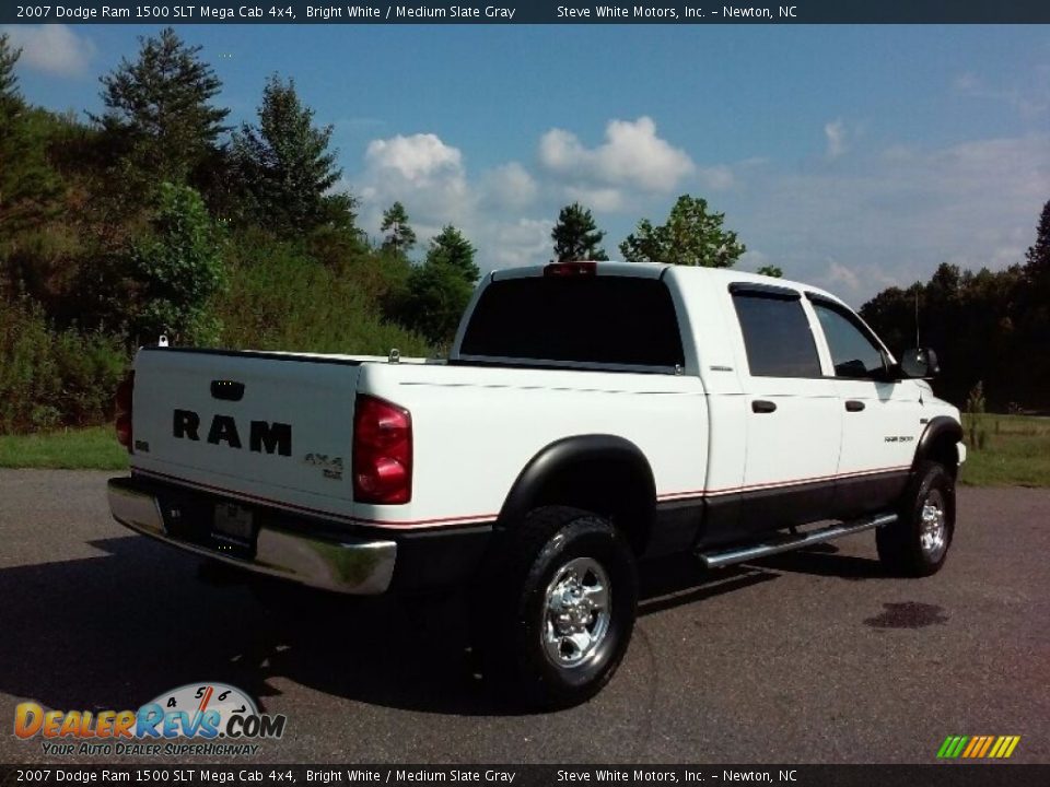 2007 Dodge Ram 1500 SLT Mega Cab 4x4 Bright White / Medium Slate Gray Photo #6