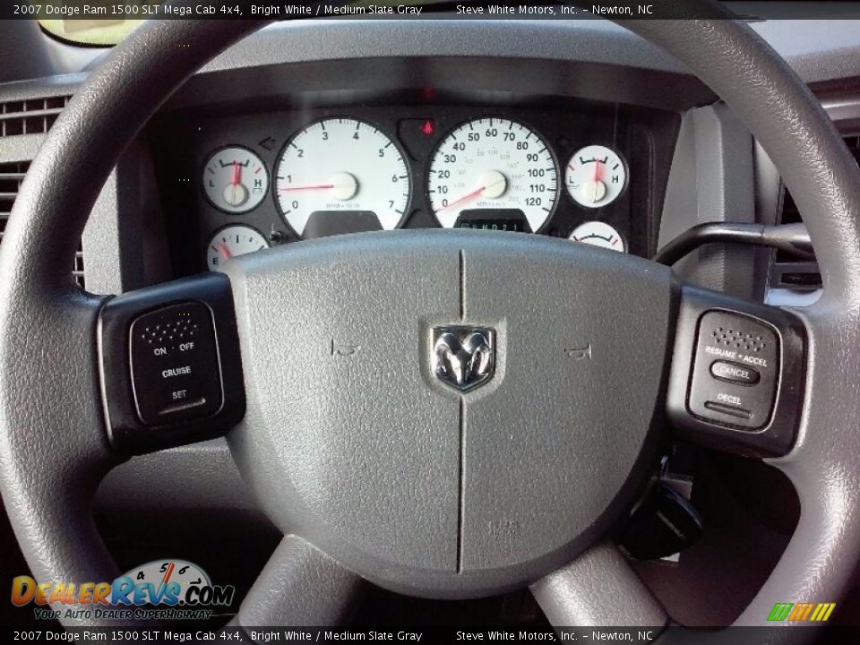 2007 Dodge Ram 1500 SLT Mega Cab 4x4 Bright White / Medium Slate Gray Photo #16