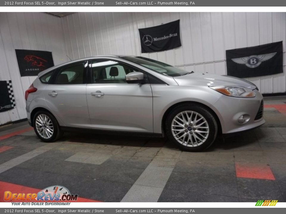 2012 Ford Focus SEL 5-Door Ingot Silver Metallic / Stone Photo #6