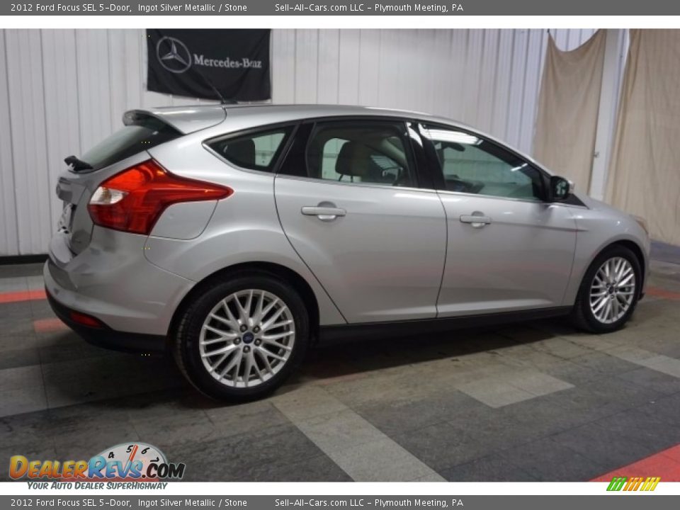 2012 Ford Focus SEL 5-Door Ingot Silver Metallic / Stone Photo #7