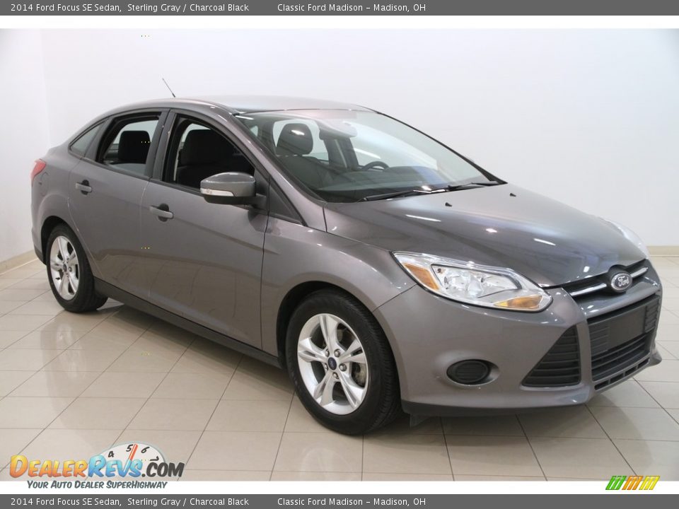 2014 Ford Focus SE Sedan Sterling Gray / Charcoal Black Photo #1